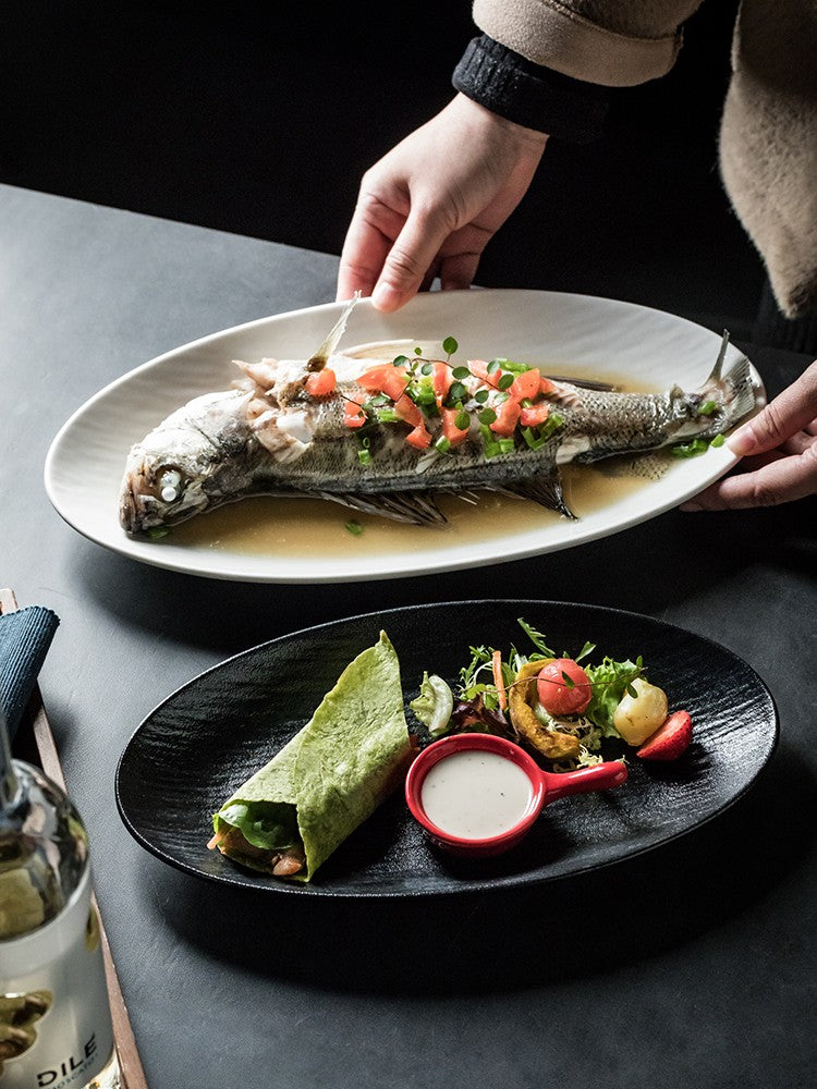 Quicksand Oval Glazed Fish Plate